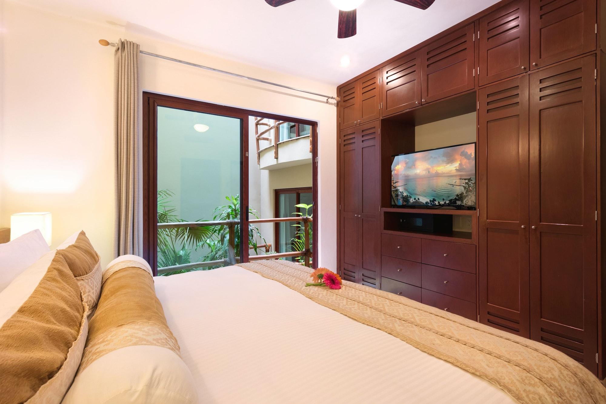 Maya Hotel&beachclub Hotel 4*