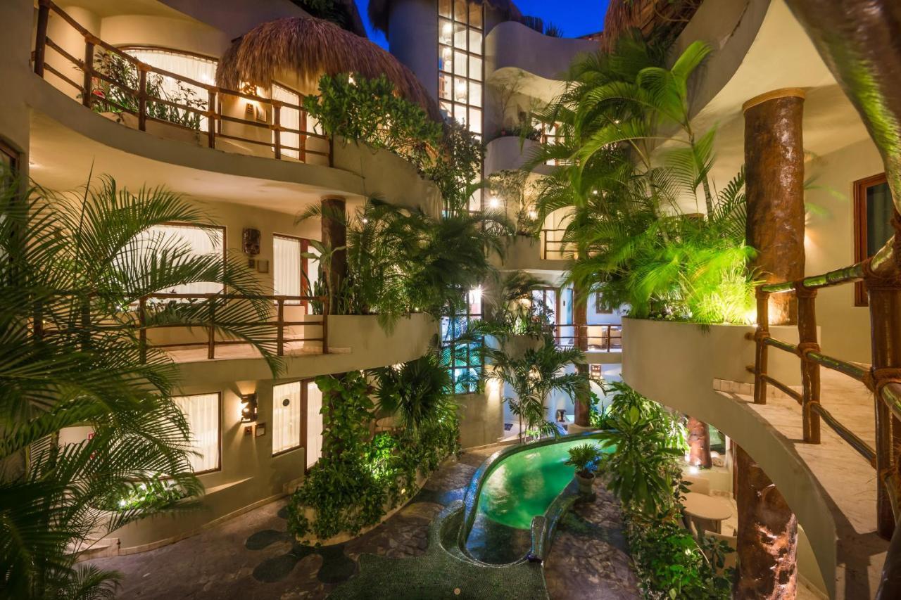 Maya Hotel&beachclub Hotel 4*