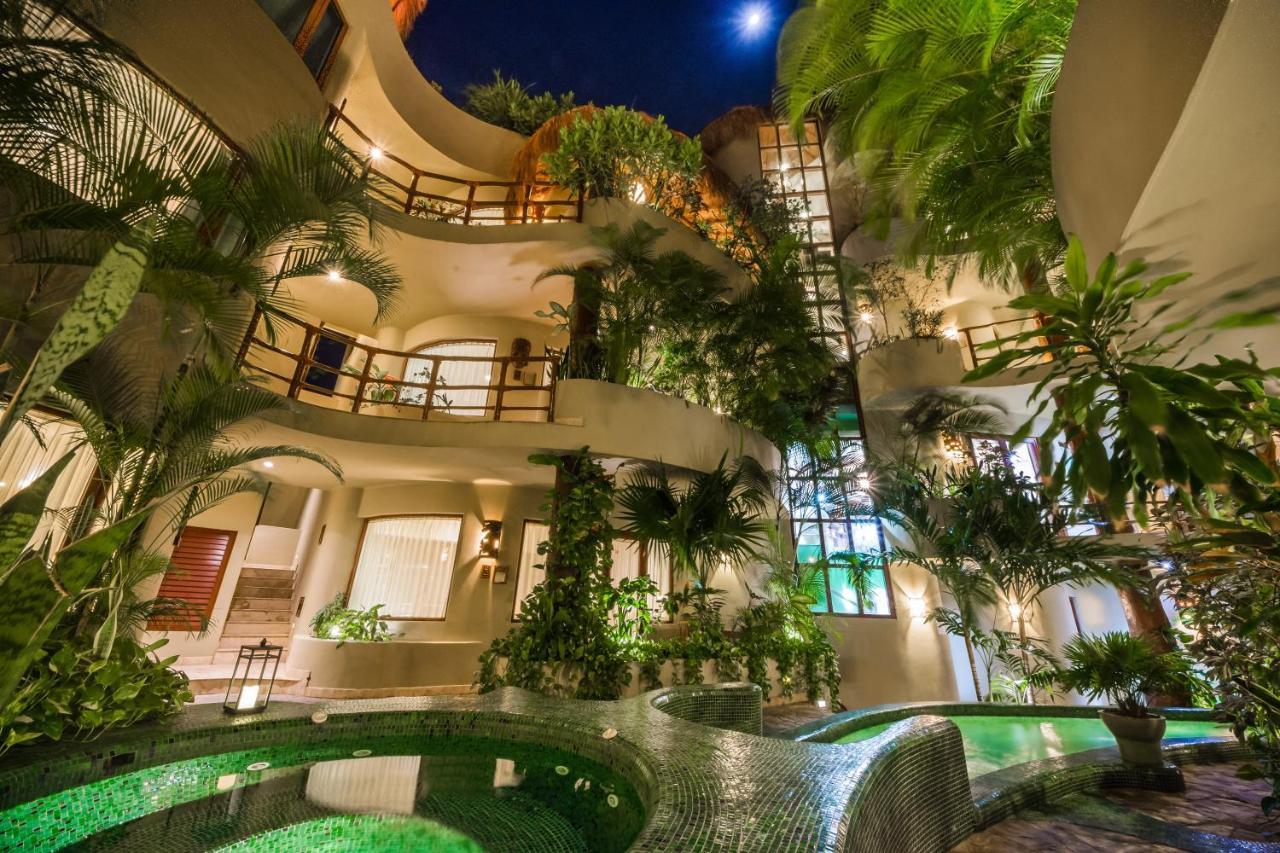 Maya Hotel&beachclub Hotel 4*